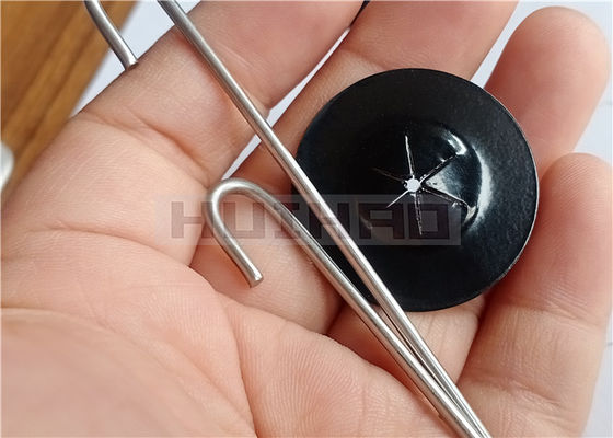 เครื่องล็อคตัวเองจากสแตนเลสขนาด 30 มิลลิเมตร ผนังสีดําข้างสอง ใช้ในการรักษา Mesh ให้กับแผ่นแสงอาทิตย์