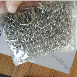แผ่นขัดสแตนเลสสตีลตาข่ายวงแหวนขนาด 7" X 7" สำหรับทำความสะอาดเครื่องครัวเหล็กหล่อ