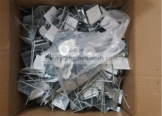 สแตนเลสเคลือบด้วยซีนก ปิ้นและเครื่องล้างผ้าประกอบกับผนังหรือเพดาน